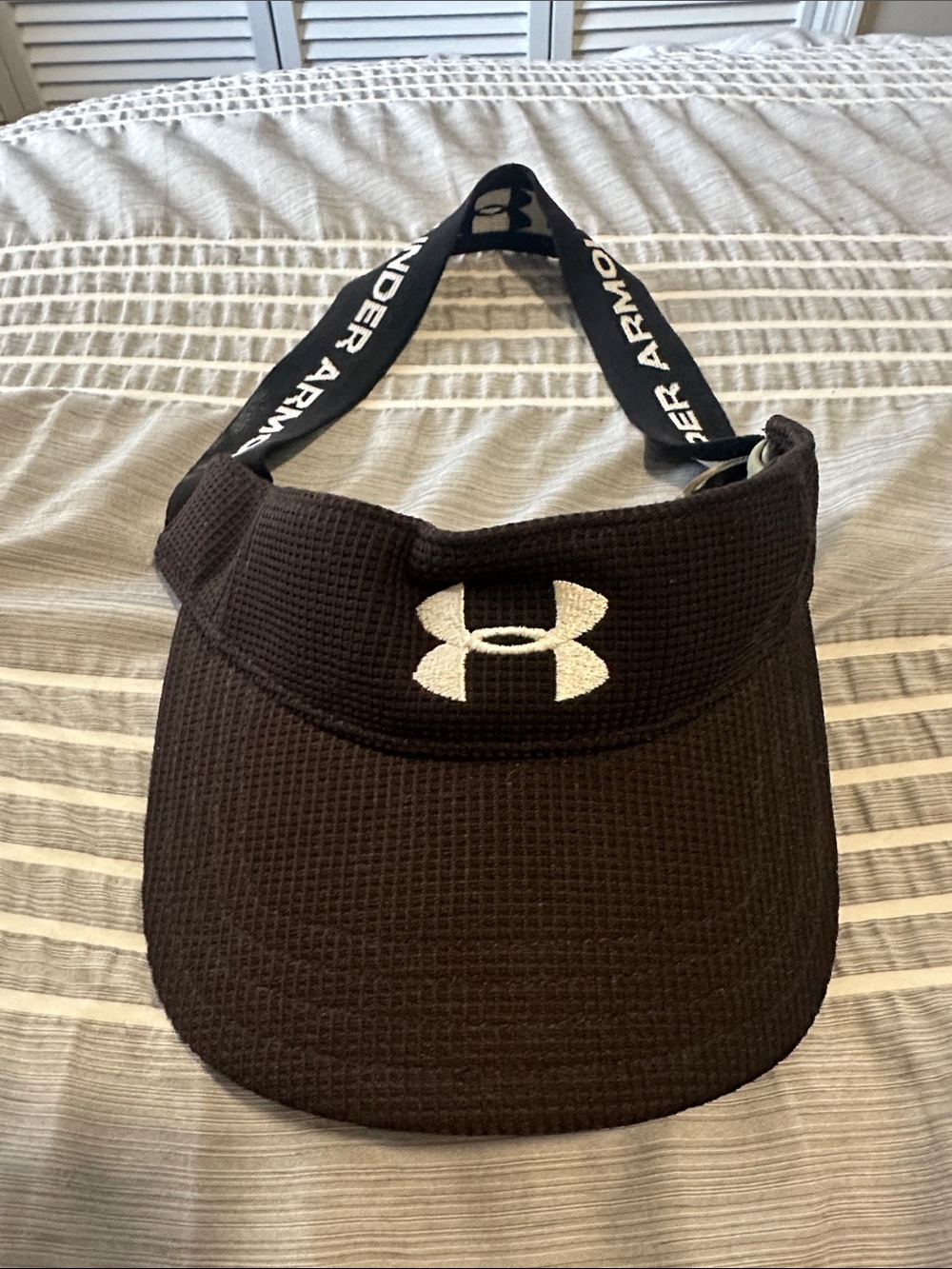 Under Armour Black Visor with White Logo Strap